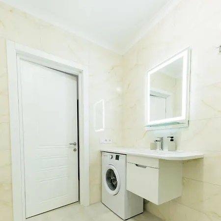 Sun Apartments Осокорки Kyiv Exterior photo