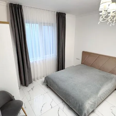Sun Apartments Осокорки Kyiv Exterior photo
