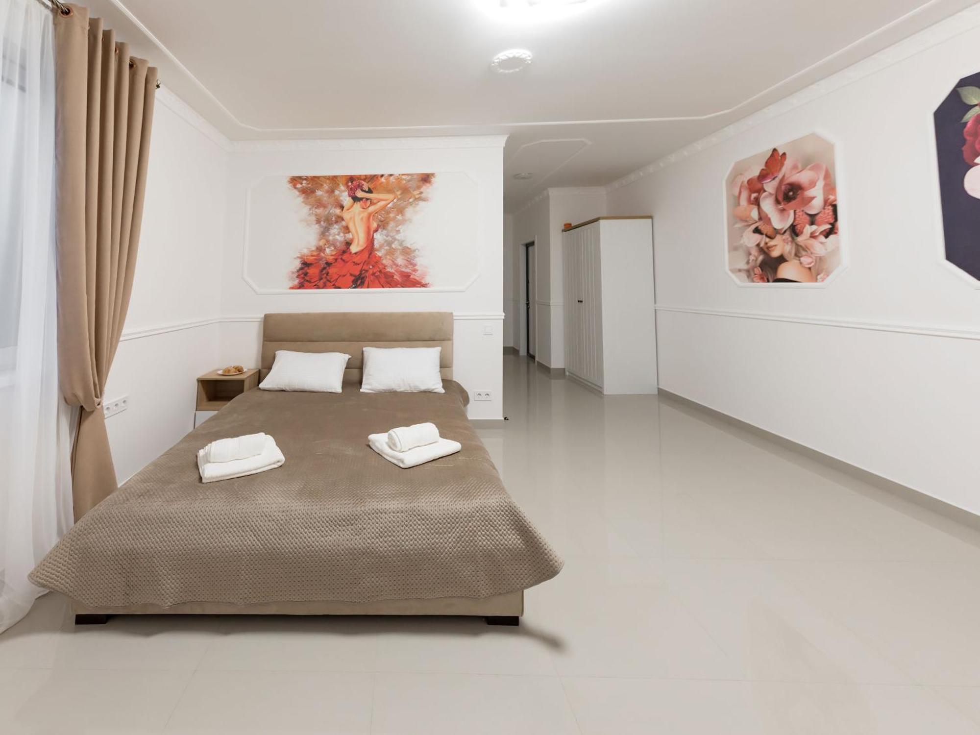 Sun осокорки Apartment