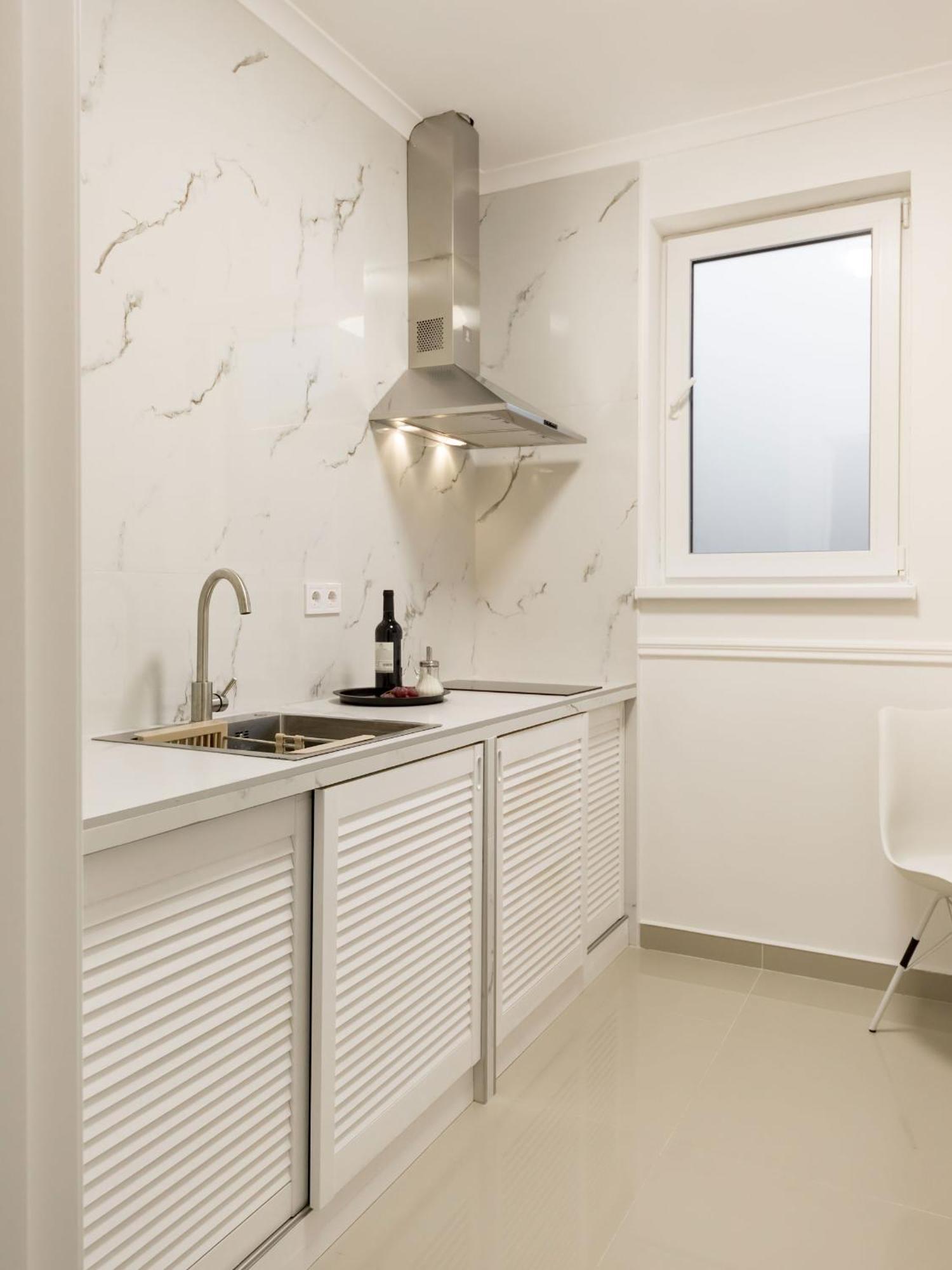 Apartment Sun осокорки Kyiv