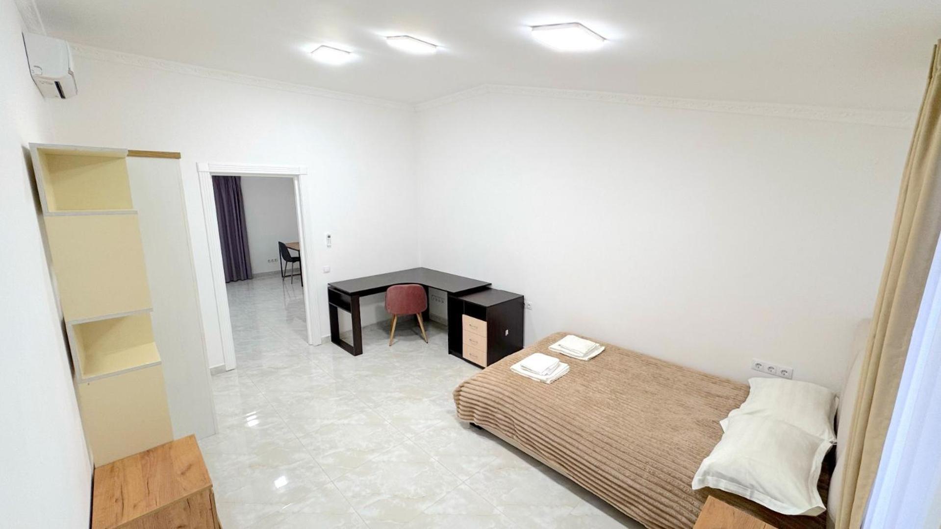 Sun осокорки Apartment Kyiv